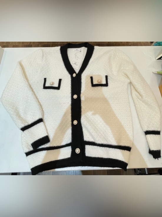 Lissimo Sweaters - Ivory Knit Cardigan with Black Trim and Pearl Buttons